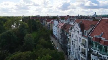 Wroclaw Drone uçuşu modern Avrupa Polonya mimarisi üzerine