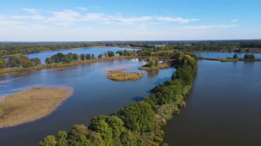 Balıkçılık göl manzaralı Nowe Grodzisko Peyzaj Parkı Polonya