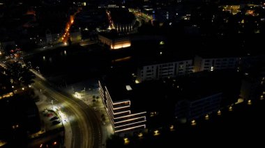 Wroclaw Polonya 'nın Eski Şehir Aydınlanmasının akşam manzarası