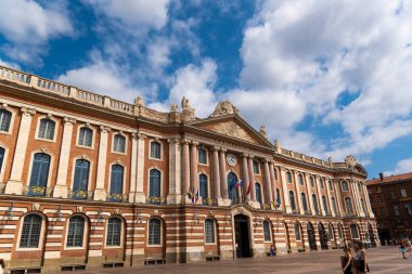 Fransa 'nın Toulouse şehrinin Capitol mimarisinin manzarası