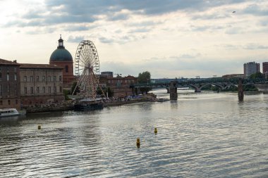 Avrupa 'nın güzel caddeleri Toulouse France' a ev sahipliği yapıyor