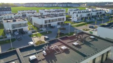 Modern alan caddelerin kent merkezidir.