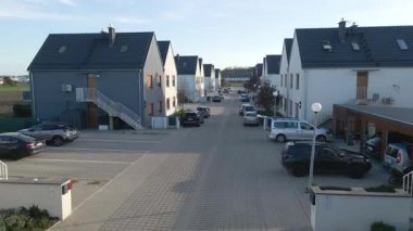 Modern alan caddelerin kent merkezidir.