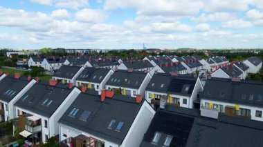 modern iskan kompleksi konutları Avrupa Wroclaw Polonya 'da rahat yaşıyor