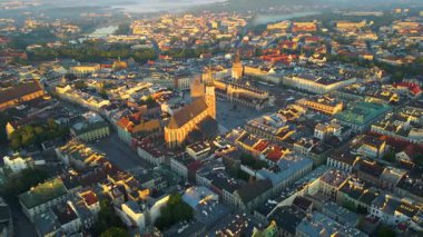 Krakow Eski Şehir Manzarası Polonya 'da İHA Tarafından Yukarıdan