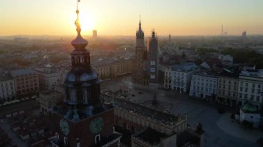 Eski Krakow Polonya üzerinde günbatımı