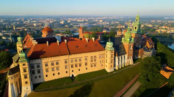 Krakow Wawel Kalesi İHA görünümü