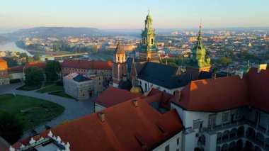 Krakow Wawel Kalesi İHA görünümü