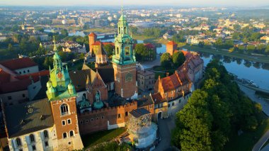 Krakow Wawel Kalesi İHA görünümü