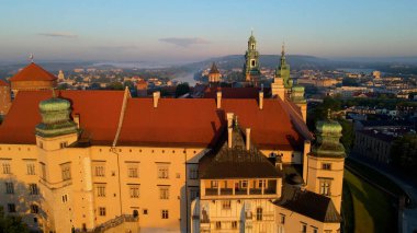 Krakow Wawel Kalesi İHA görünümü