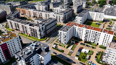 Şehir merkezi insansız hava aracı manzaralı Wroclaw Polonya 