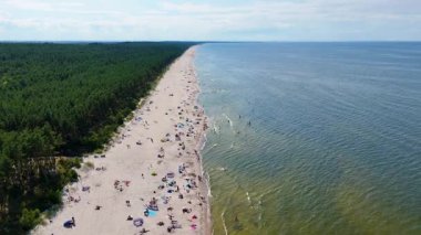 Baltık Denizi sahil gezisi drone manzaralı stegna poland
