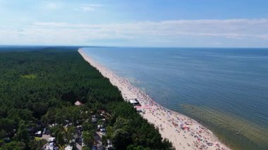 Baltık Denizi sahil gezisi drone manzaralı stegna poland