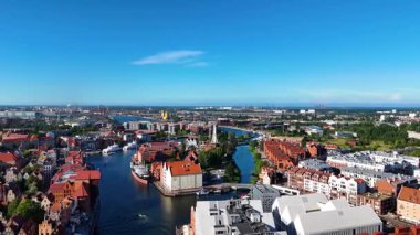 Gdansk Polonya üzerinden eski şehir merkezi manzarası