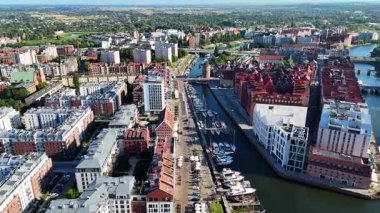 Gdansk Polonya üzerinden eski şehir merkezi manzarası