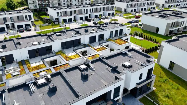 Yeni ilçe binası modern mimari Wroclaw Polonya