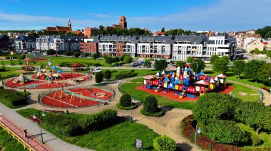 Çzew Polonya 'nın yukarısından çocuk parkı manzarası