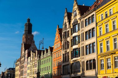 15 Ekim 2023 'te Eski Kasaba' nın manzarası. Wroclaw Polonya