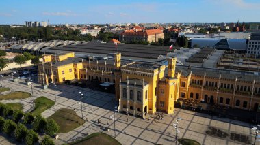 Şehri yüksek bir modern dilek geliştirme mimarisinden 3 Ağustos 2024 Wroclaw Polonya