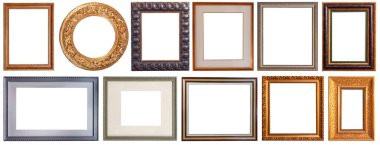 Beyaz arka planda izole edilmiş resim çerçeveleri oyulmuş antika altın