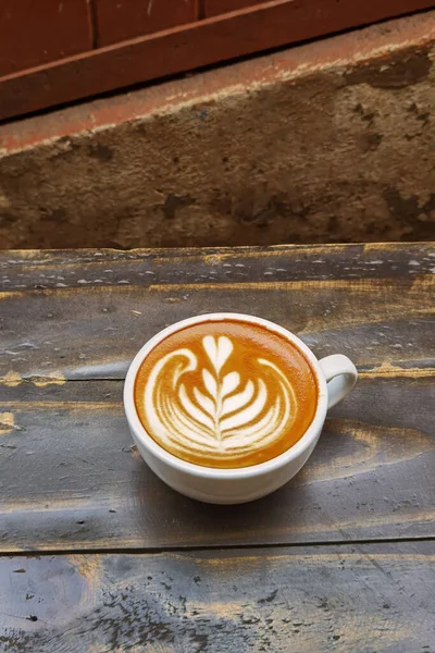 Καφέ Latte Art Ξύλινο Φόντο — Φωτογραφία Αρχείου