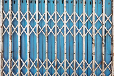 Arka plan için eski tarz kapalı çelik kapı  