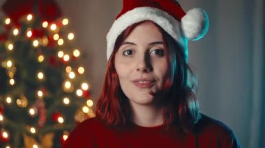 Kadınlar Noel 'i ağacın yanında geçirmeyi severler.