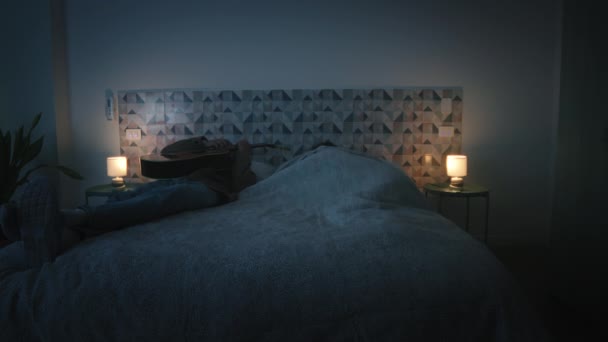 Lovely Couple Wake Bed — Vídeos de Stock