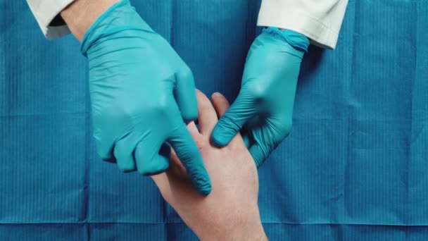 Hands Patient Dermatologist Doctor Outpatient Clinic — Stockvideo