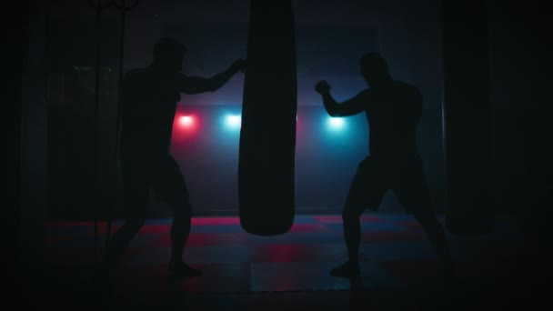 Entrenamiento Gimnasio Con Boxeo Saco Boxeo Anillo — Vídeos de Stock