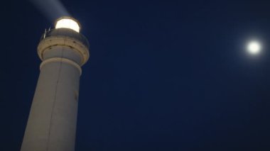 Punta Secca şehrinde deniz feneri Sicilya İtalya kıyılarında