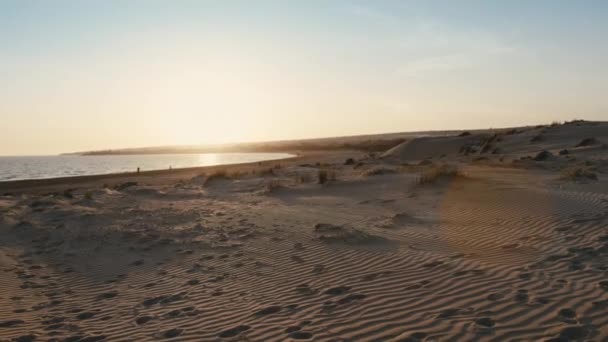 Písečné Duny Pobřeží Sicílie Při Západu Slunce — Stock video