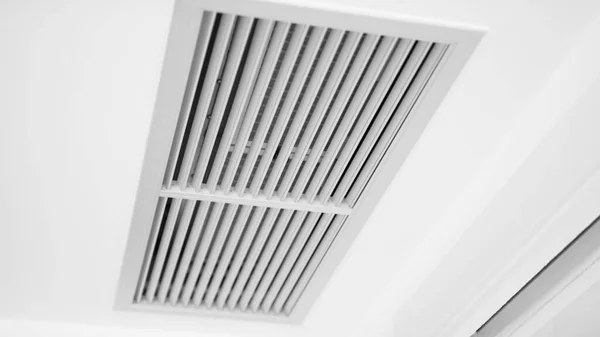 Ventilation Système Climatisation Dans Maison — Photo