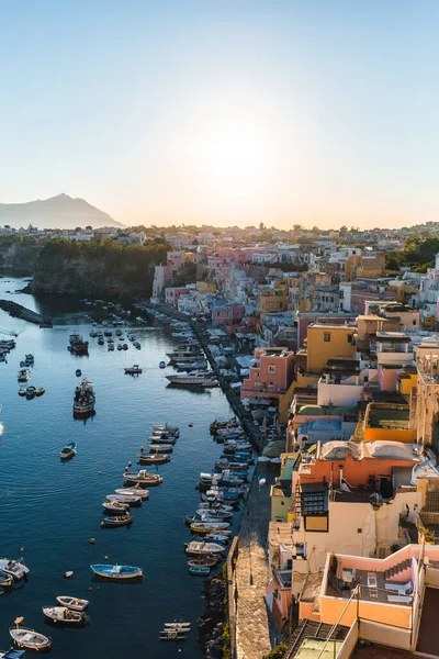 Napoli Yakınlarındaki Campania Daki Flegree Takımadasının Procida Adası — Stok fotoğraf