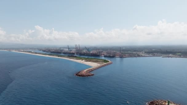 Krajowy Port Handlowy Statkami Dźwigami — Wideo stockowe