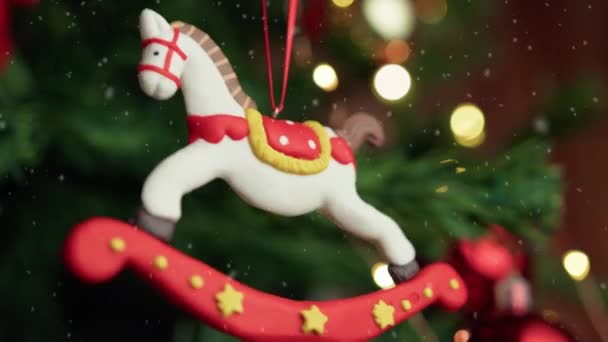 Kolotočová Koňské Dekorace Vánoční Stromeček — Stock video