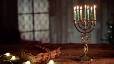 Şamdanlı Mutlu Hanuka Arkaplanı ve Kopyalama Boşluğu