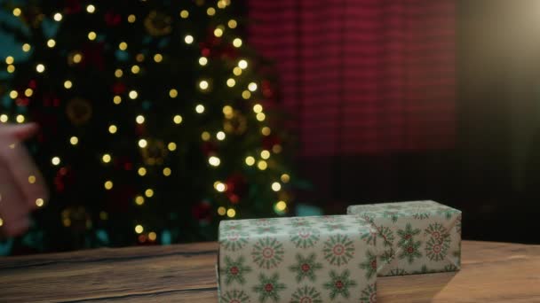 Άγιος Βασίλης Είναι Έτοιμος Κάνει Έκπληξη Δώρα Του — Αρχείο Βίντεο