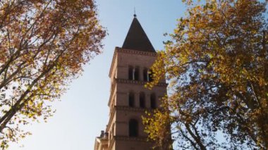 Roma 'daki mavi gökyüzü yıkılıyor. .