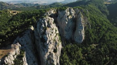 Calabria hava görüntüsünde güney dolomitleri
