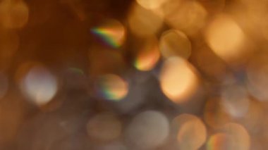 Siyah arkaplanda yansıyan gerçek ışık sızıntıları