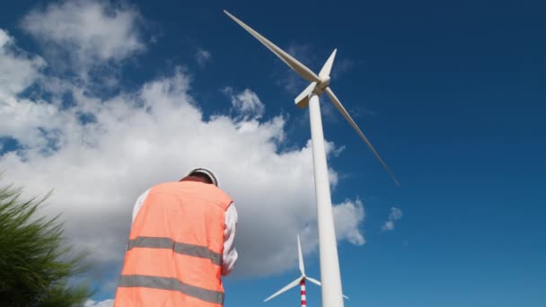 Nutzung Von Windrädern Zur Steigerung Erneuerbarer Energien — Stockvideo