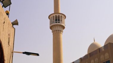 Arap Devleti 'ndeki Ayinin Kutlanması İçin Bir Cami Minaresi.