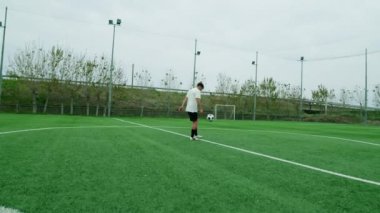 Genç Sporcu Futbol Maçı Öncesi Futbolcu Eğitimi.