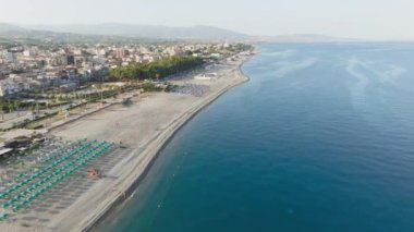 Okyanus Kıyısı Yaz Mevsimi Havasında.