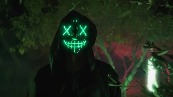 Cadılar Bayramı Kırsalında Canavarlar