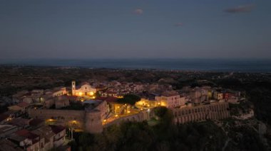 Ardore Superiore Antik Ortaçağ İtalyan Hamleti Calabria Bölgesi, Hava Bölgesi.