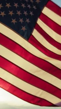 Amerika Birleşik Devletleri Anma Günü Kutlamalarında Gökyüzünde Gün Batımında.