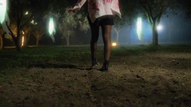 Cadılar Bayramı Kırsalında Canavarlar