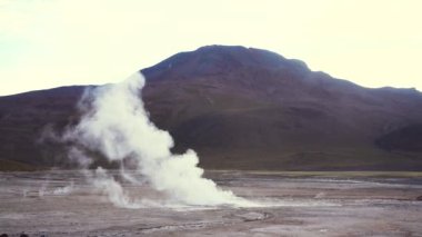 Atakama Çölü, Şili 'deki Tatio gayzerleri